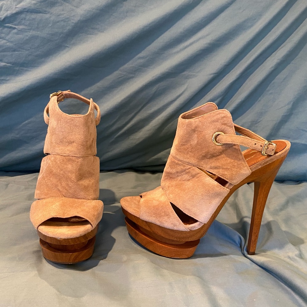 EUC Jessica Simpson Suede Clog Heels 8.5